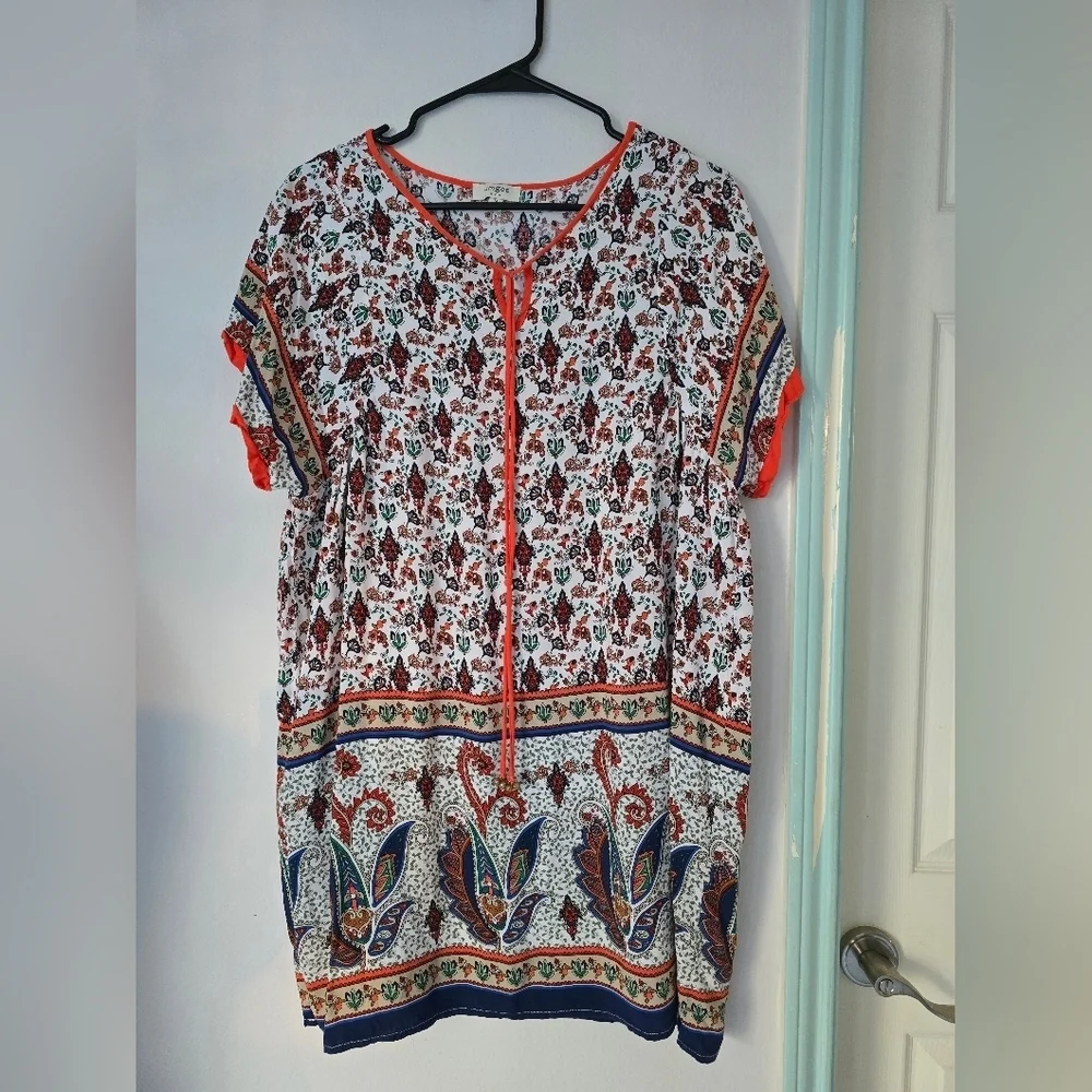 Umgee Floral Print Blouse with Orange Accents Size M